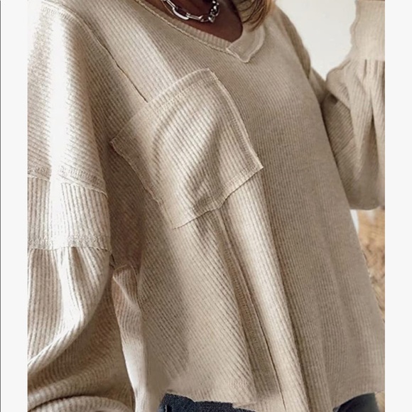 Women's Casual V Neck Balloon Sleeve Pullover Tunic Top - Picture 2 of 11